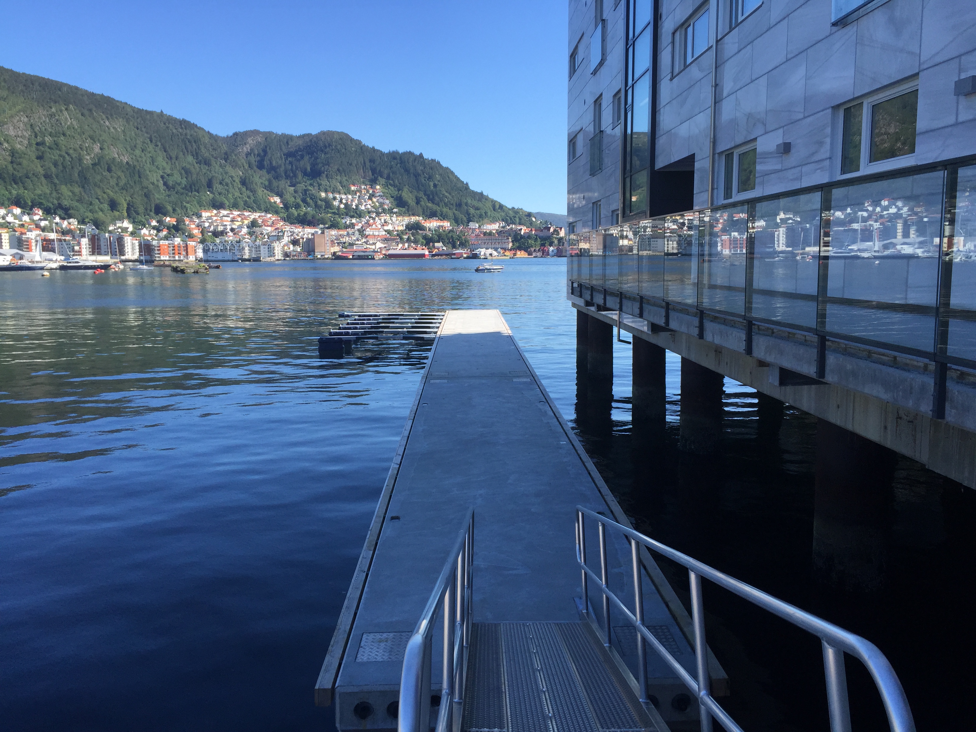 https://marinasolutions.no/uploads/Bergen-Nyhavn-Sandviken-2.JPG