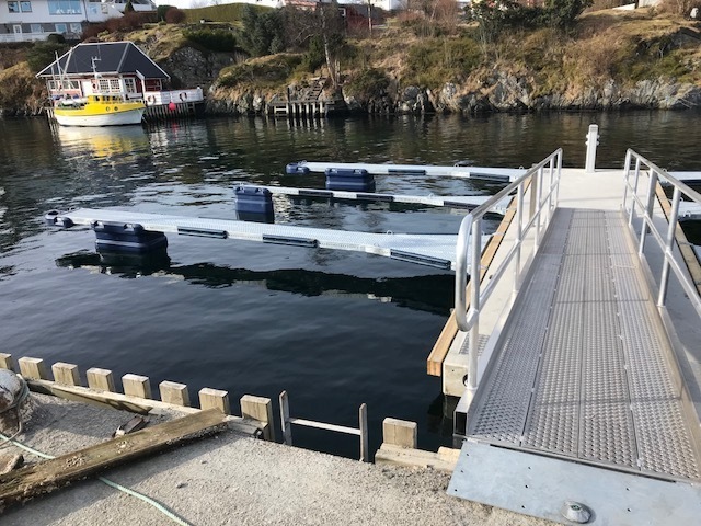 https://marinasolutions.no/uploads/Håvågen-Florø-Solheim-Diesel-8_2020-11-18-070737.jpg